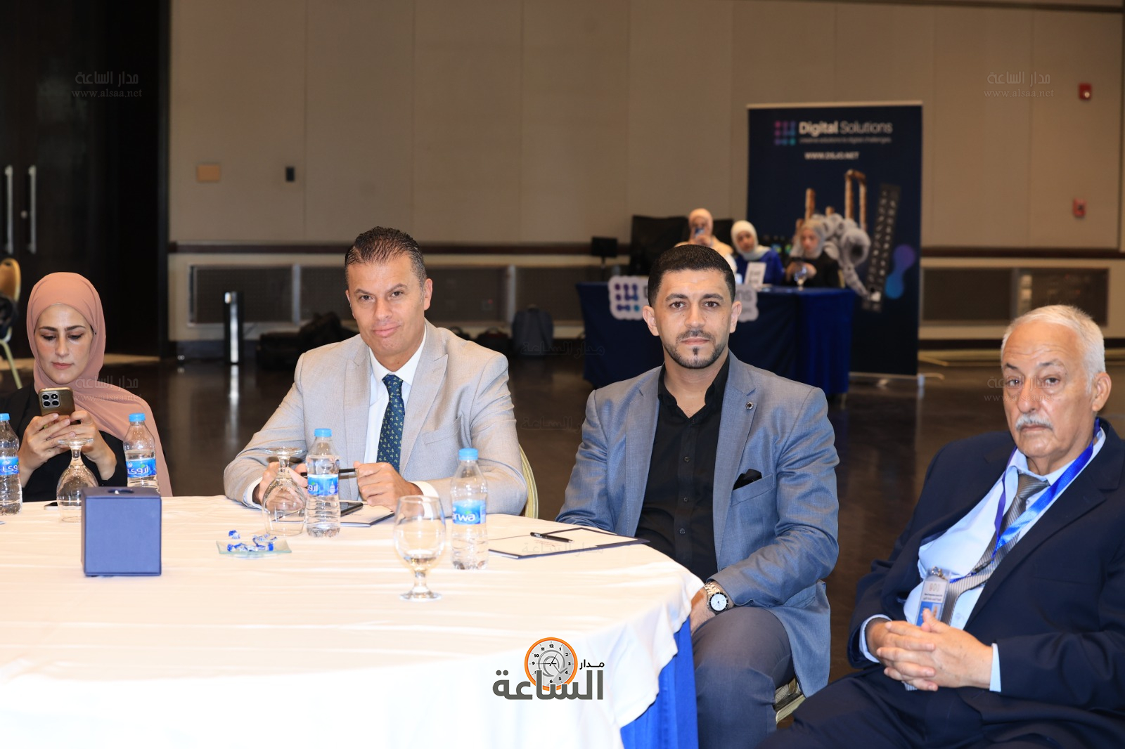 Madar Al-Saa Images 0.4311121449155757