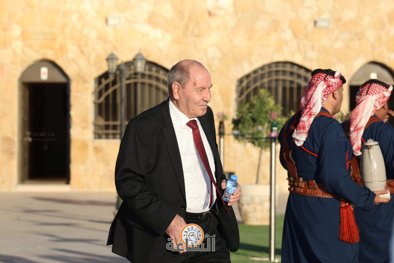 Madar Al-Saa Images 0.13283484288285452