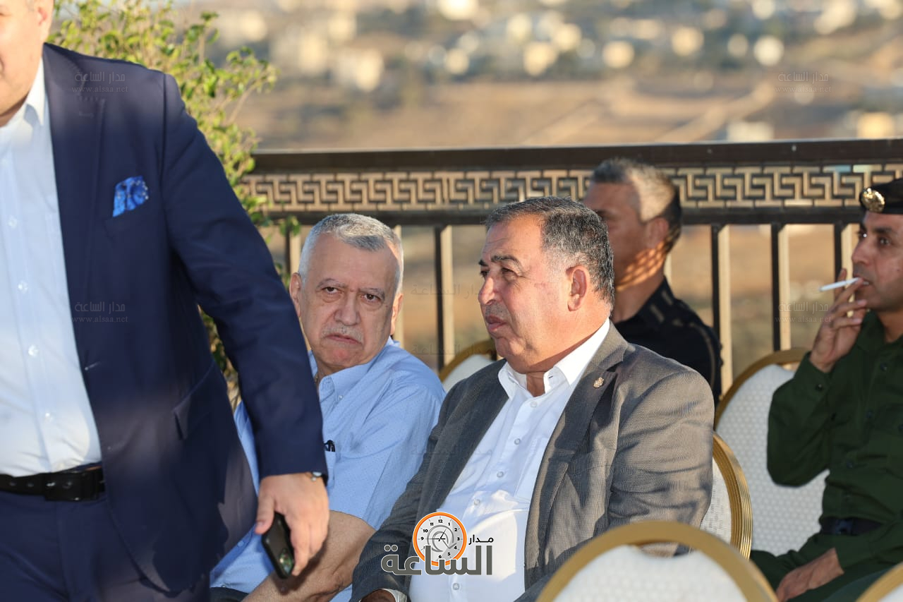 Madar Al-Saa Images 0.299391769698071