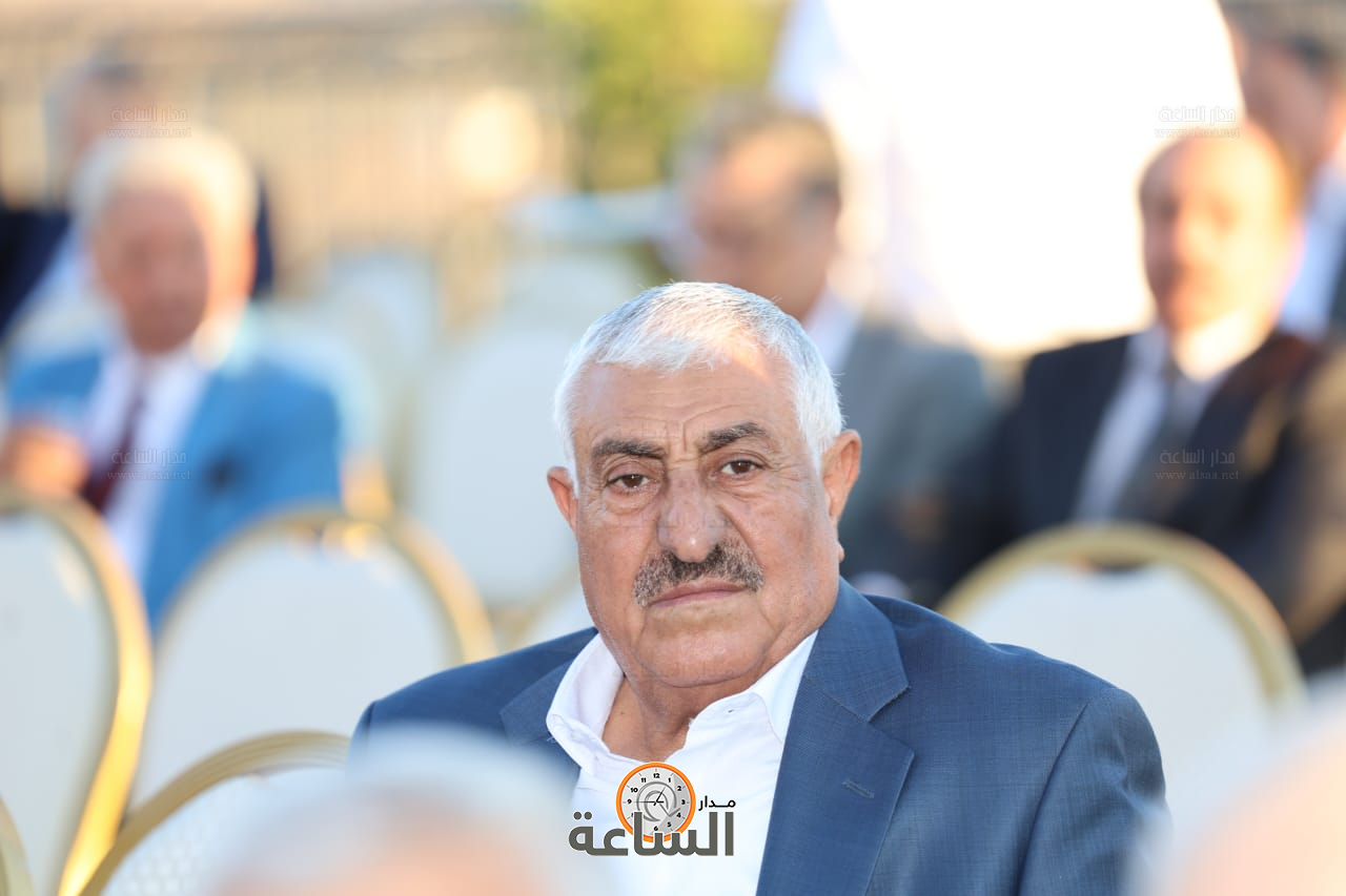 Madar Al-Saa Images 0.8309272344994905