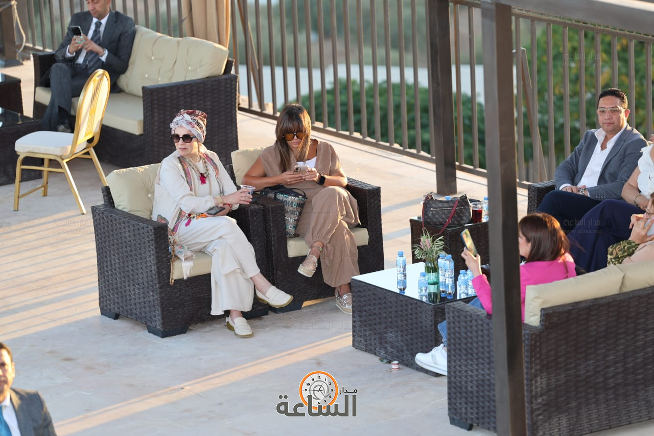 Madar Al-Saa Images 0.5039378574060491