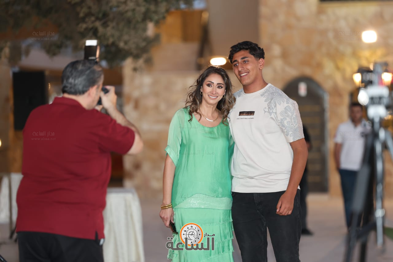 Madar Al-Saa Images 0.5027231340485098