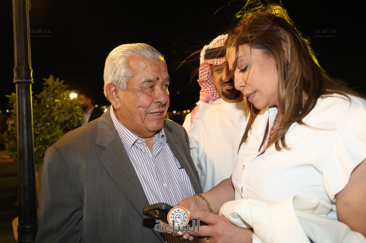 Madar Al-Saa Images 0.35864083506121336