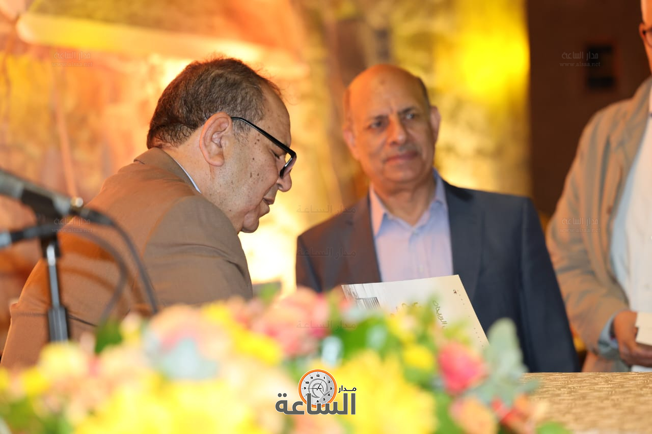 Madar Al-Saa Images 0.7607967742823758