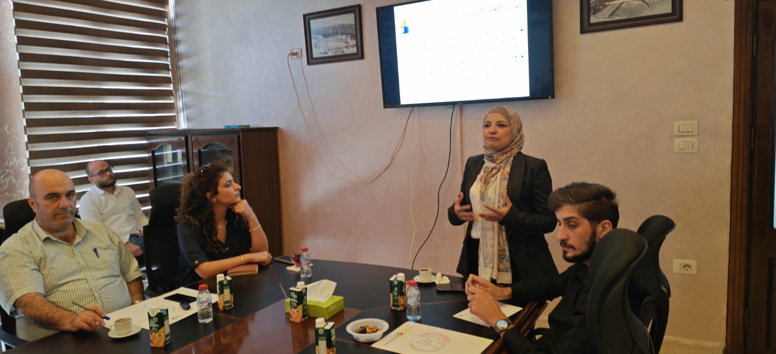 Madar Al-Saa Images 0.3482373049012609