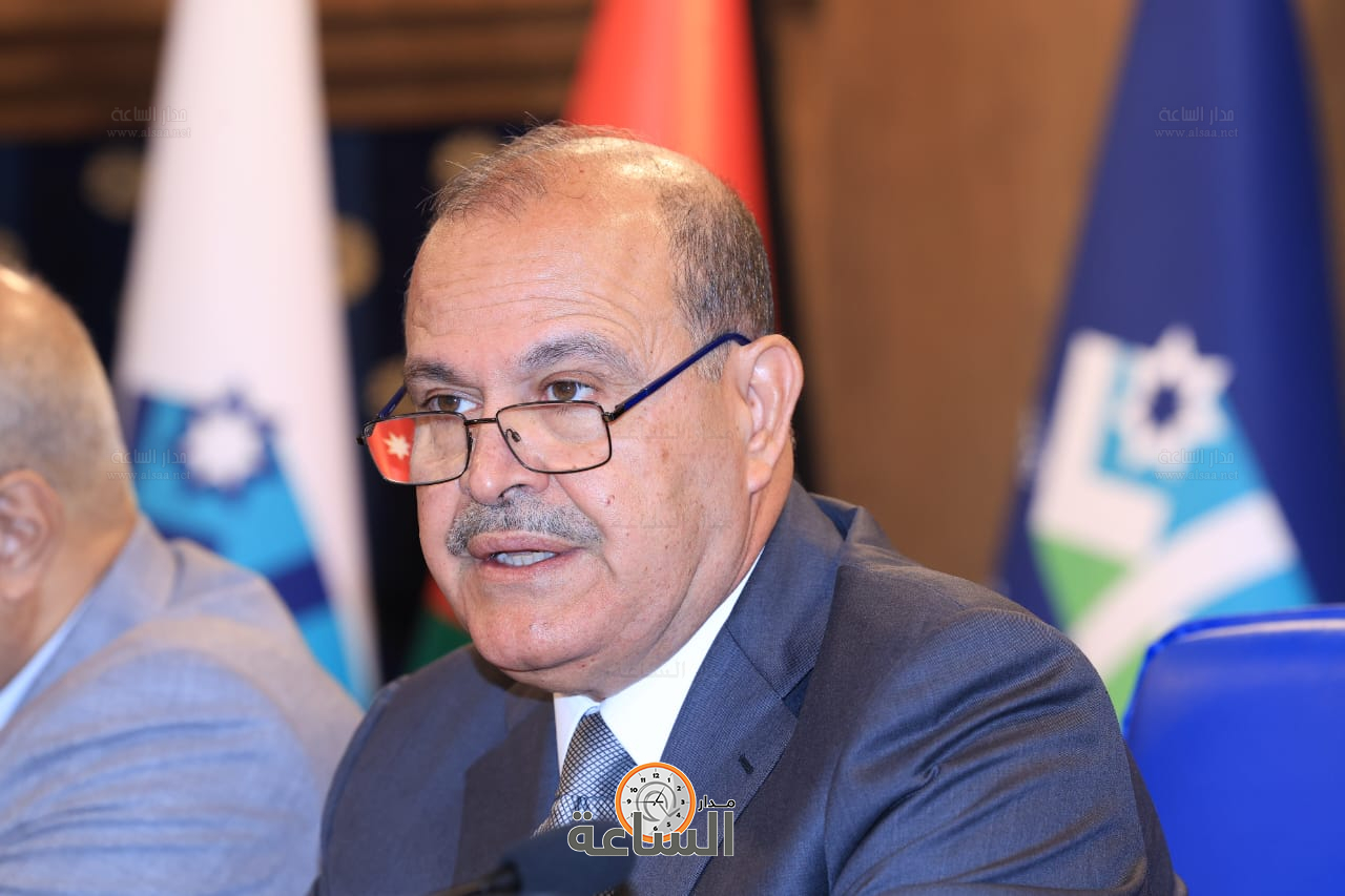 Madar Al-Saa Images 0.030337845781560513