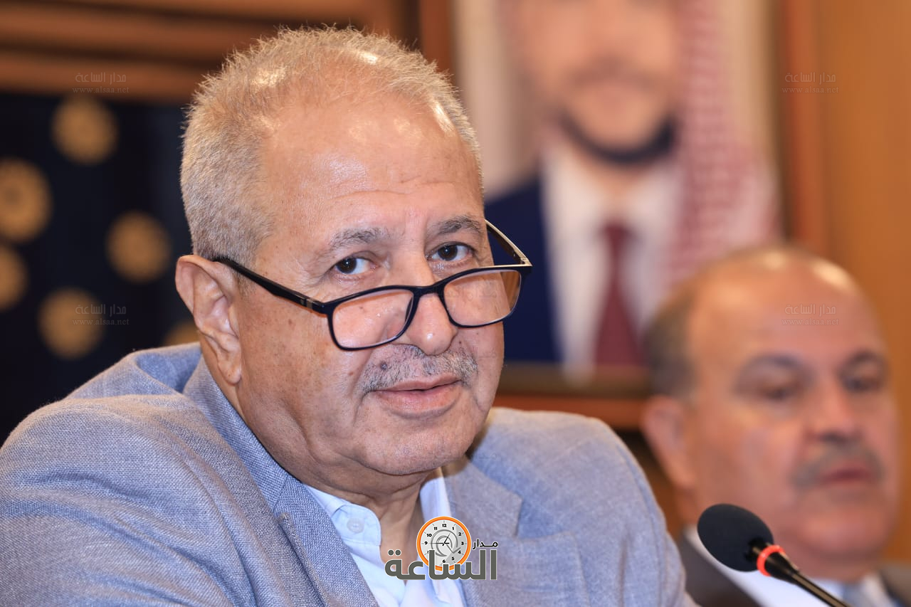 Madar Al-Saa Images 0.8200788720356456