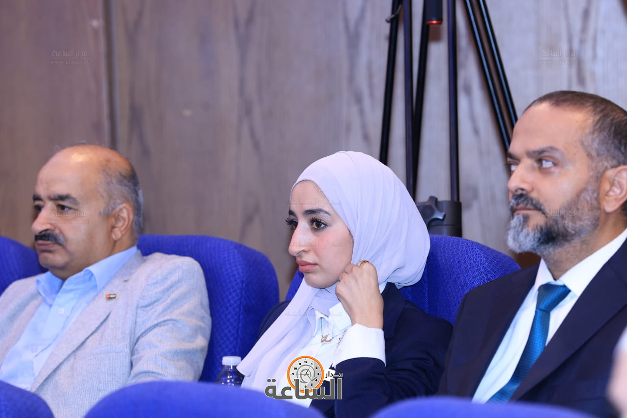 Madar Al-Saa Images 0.7854096033464408