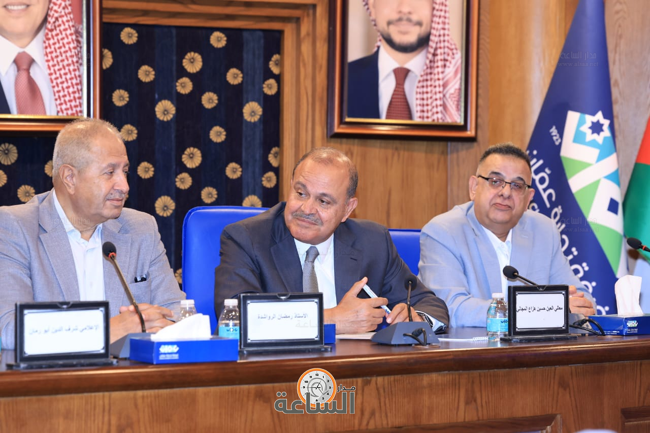 Madar Al-Saa Images 0.17382713617853074