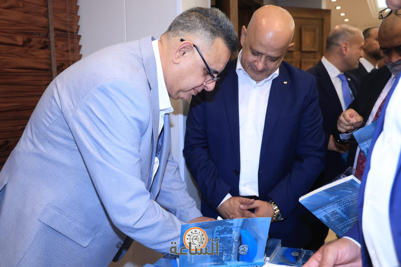 Madar Al-Saa Images 0.7102628326579469