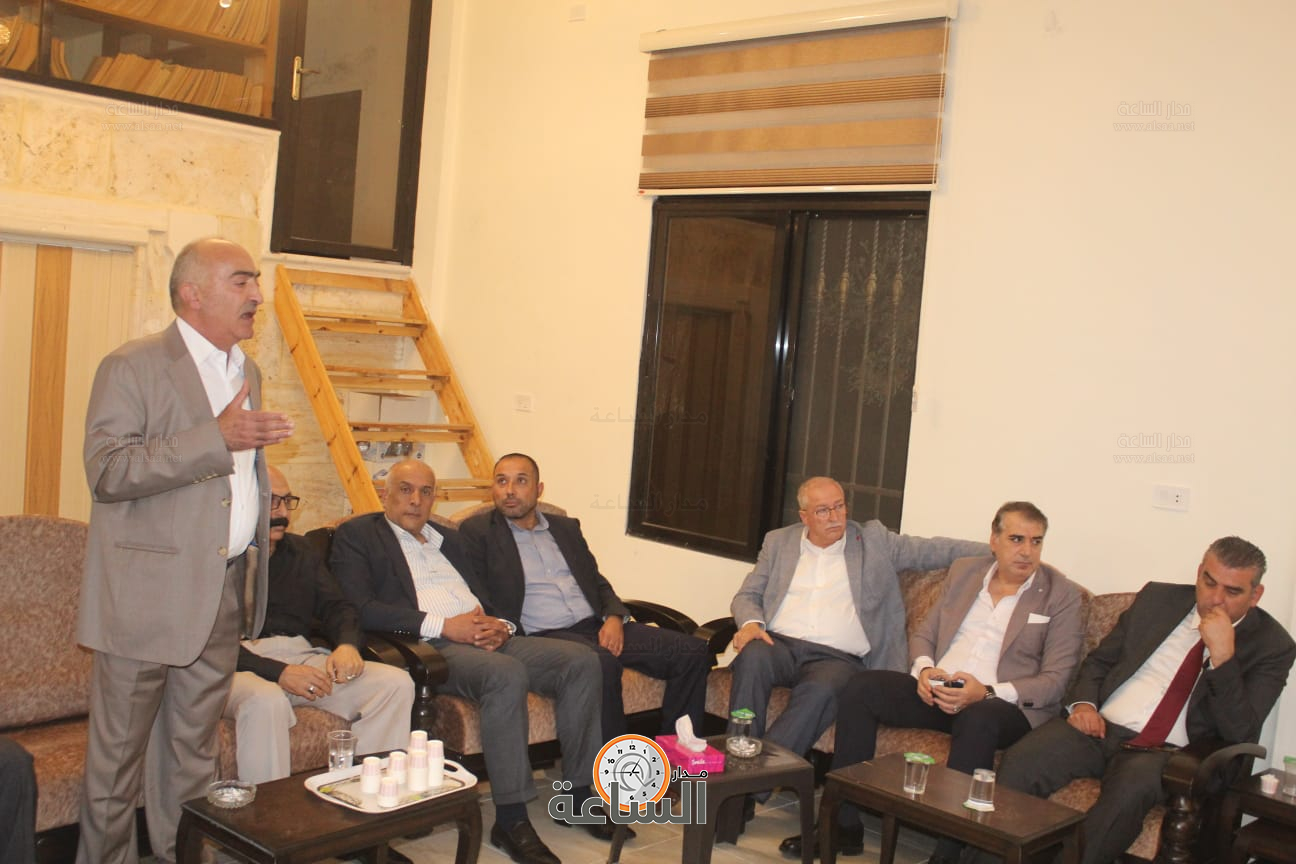 Madar Al-Saa Images 0.6416227711290801