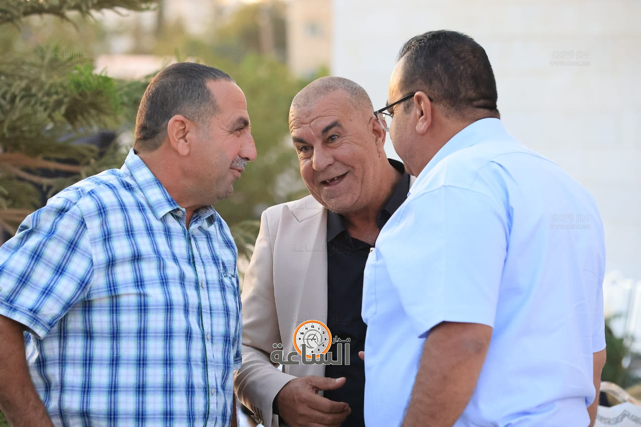 Madar Al-Saa Images 0.4134668666880076