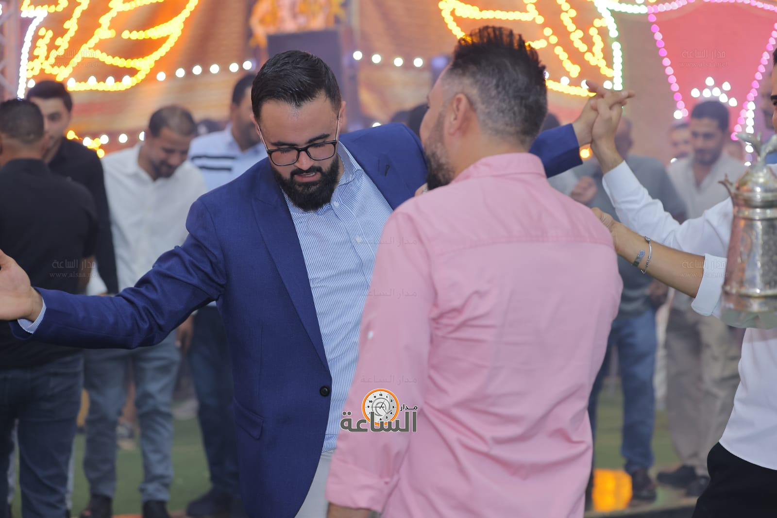 Madar Al-Saa Images 0.9757608308887332