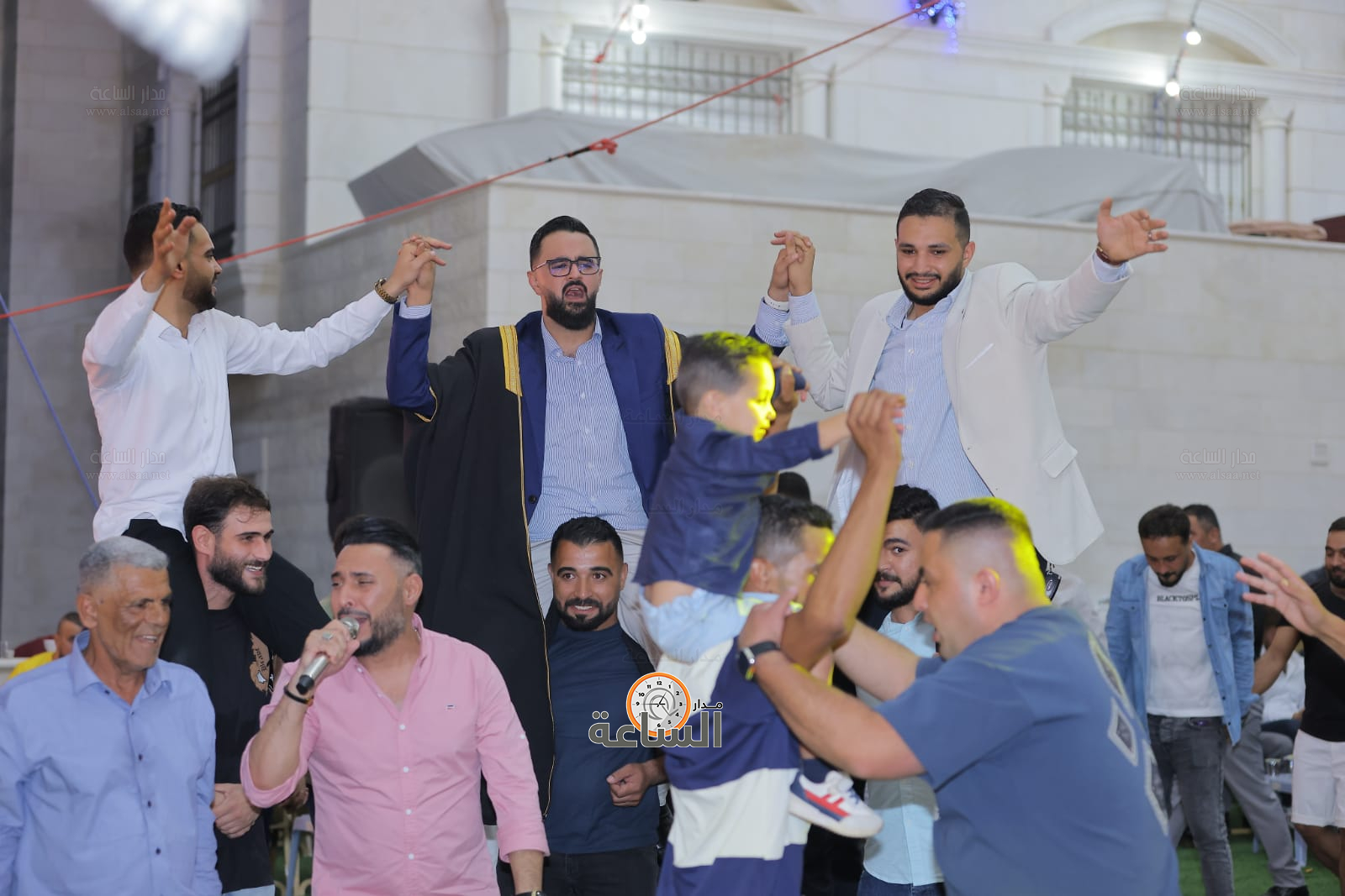 Madar Al-Saa Images 0.7939941136163929