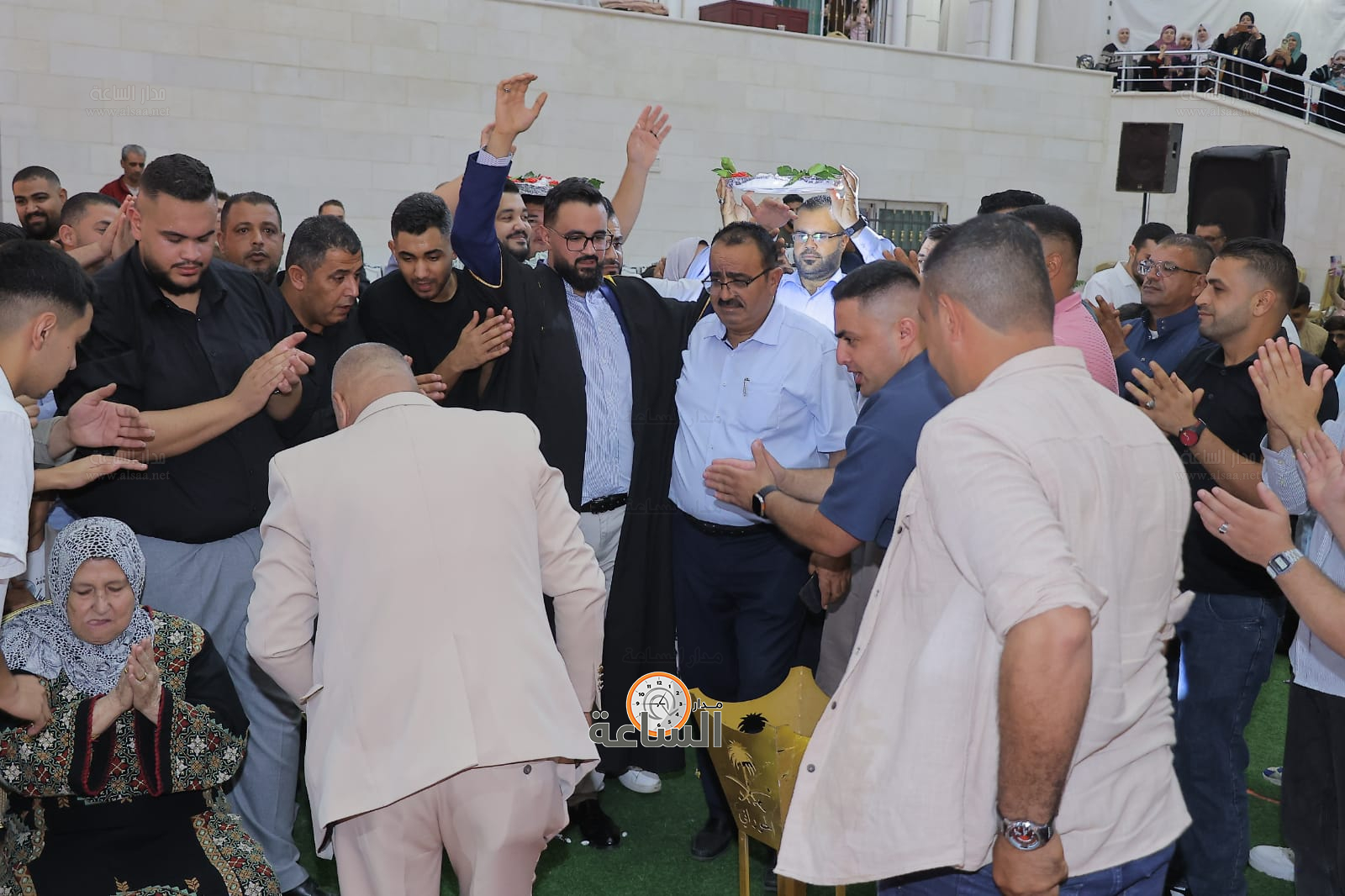 Madar Al-Saa Images 0.6159255569491852