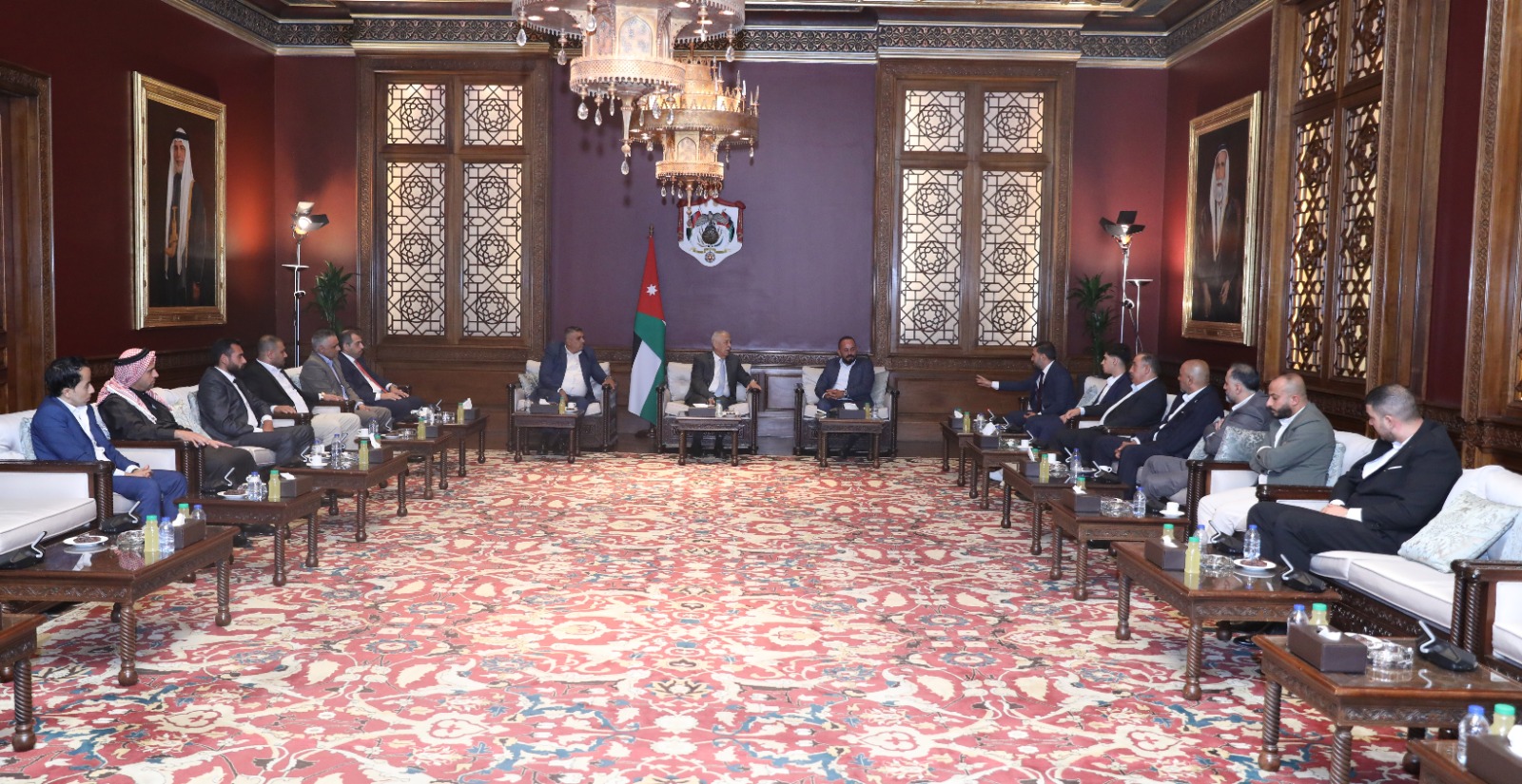 Madar Al-Saa Images 0.8177701581101824