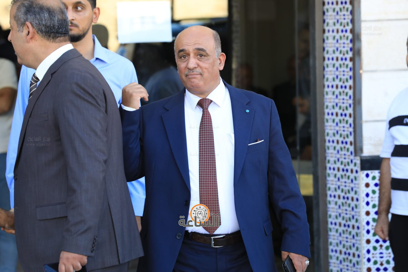 Madar Al-Saa Images 0.10282235028483078