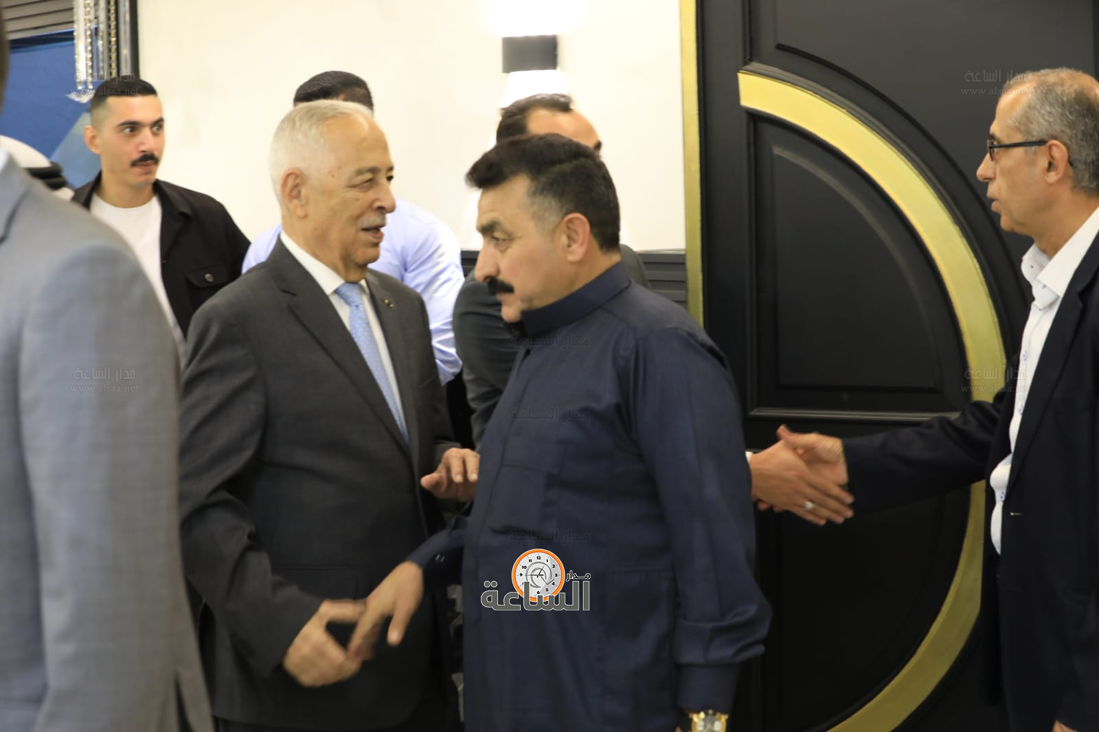 Madar Al-Saa Images 0.4710081444303882