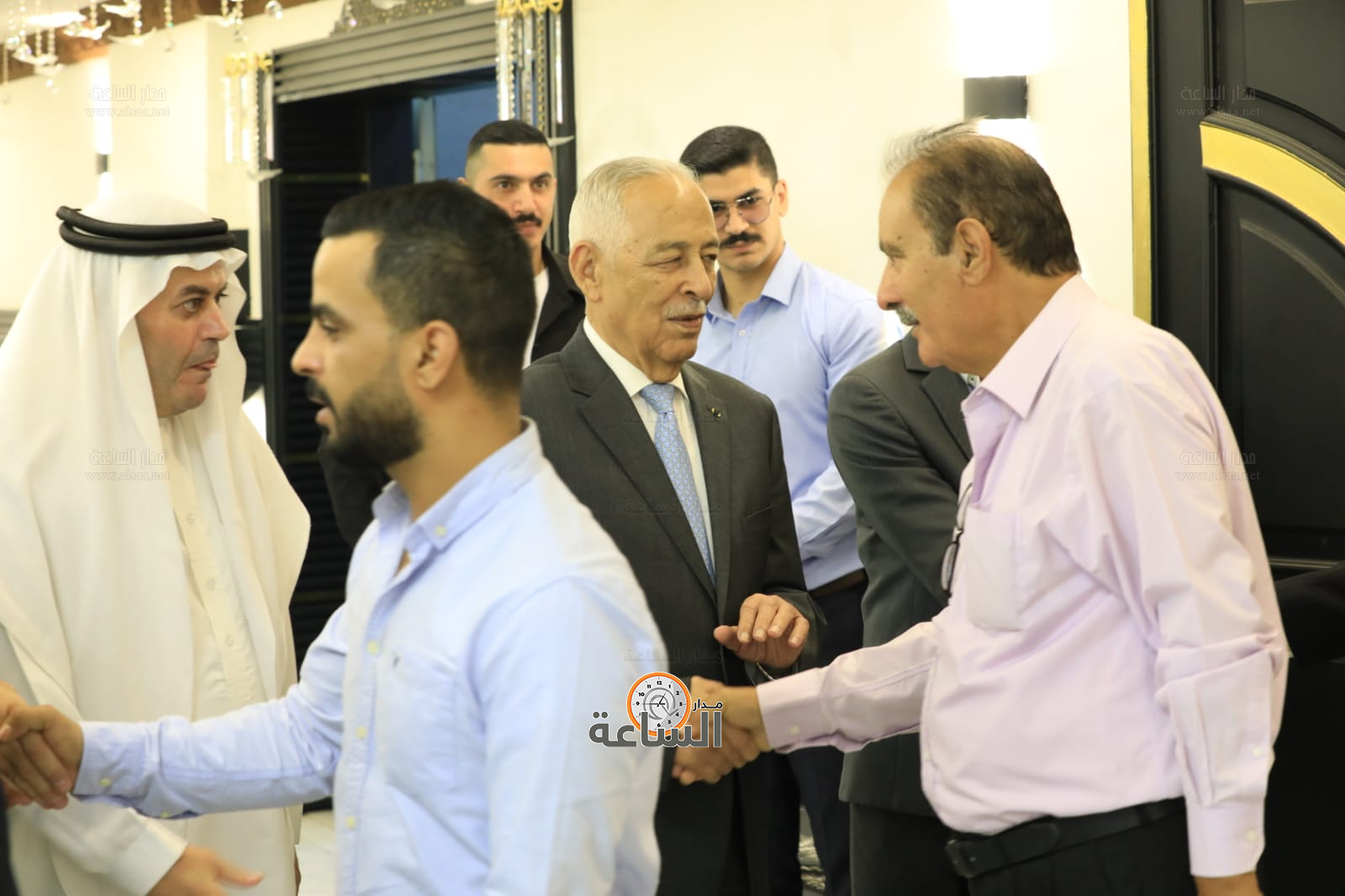 Madar Al-Saa Images 0.3373649775682511