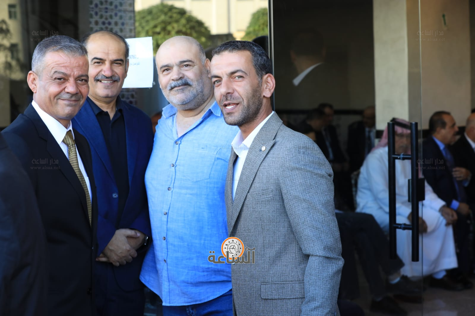 Madar Al-Saa Images 0.38123939501592174