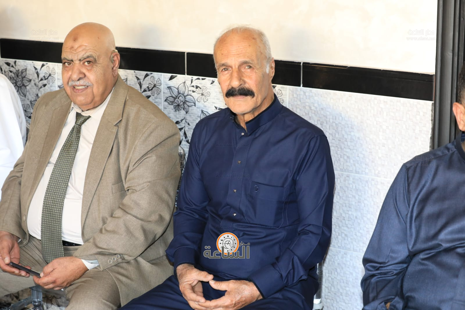 Madar Al-Saa Images 0.7474023642948726