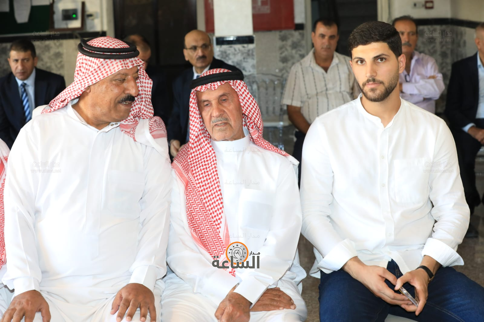 Madar Al-Saa Images 0.4151775349981347