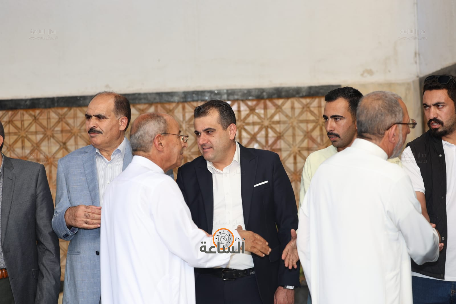 Madar Al-Saa Images 0.42181874614210957