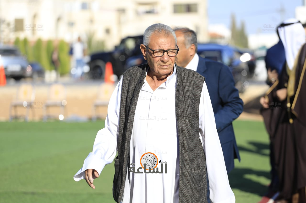 Madar Al-Saa Images 0.6673320590137549