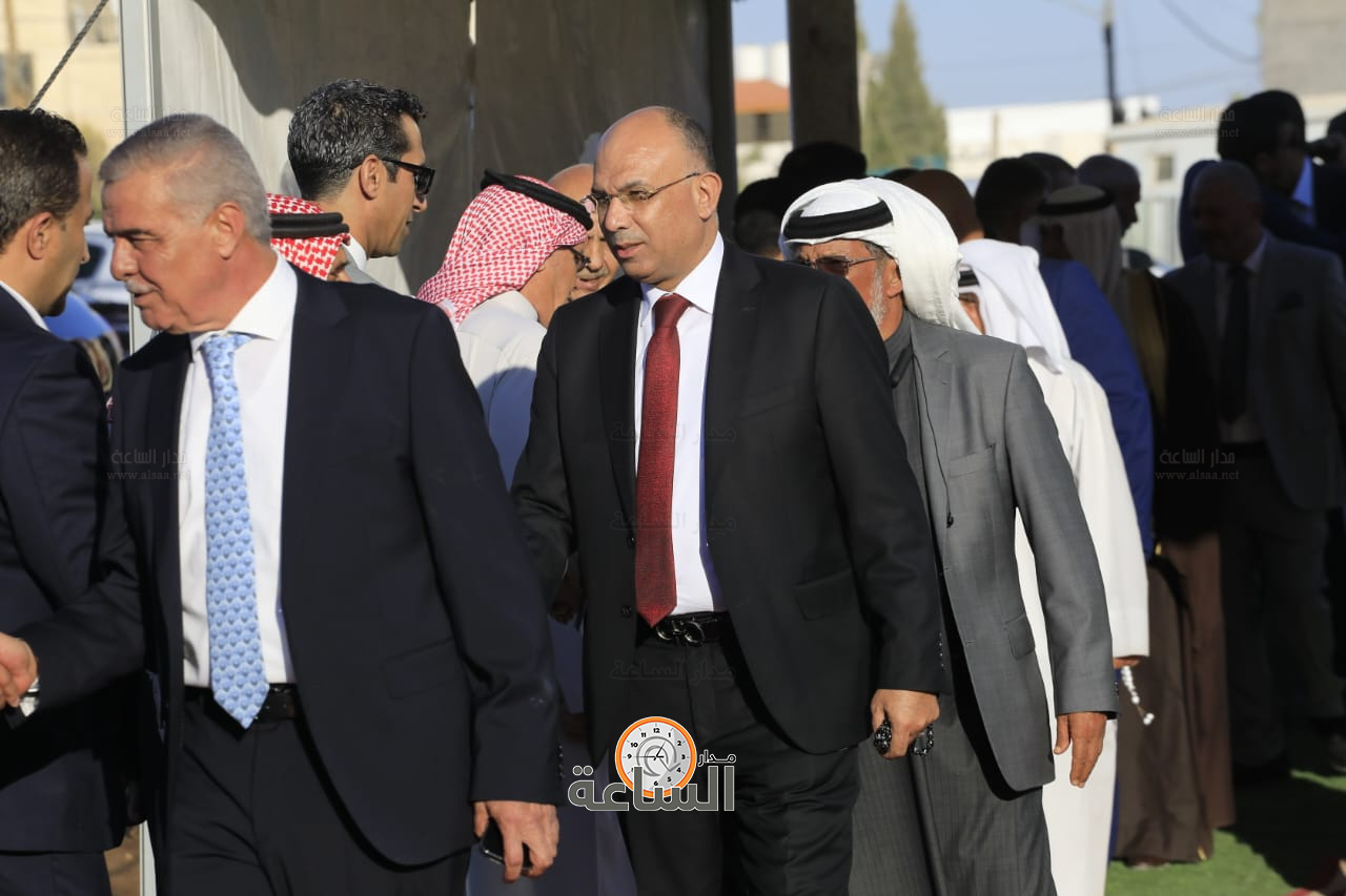 Madar Al-Saa Images 0.7815048499629347