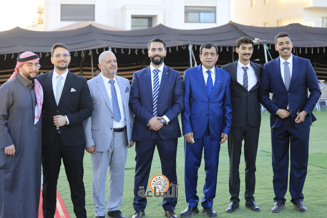 Madar Al-Saa Images 0.24107779543996466