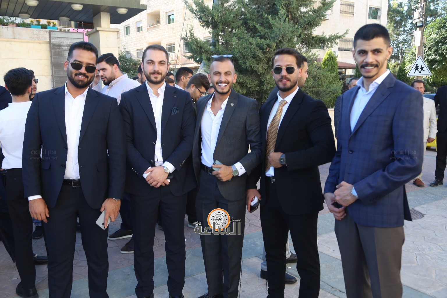 Madar Al-Saa Images 0.4178360224680395