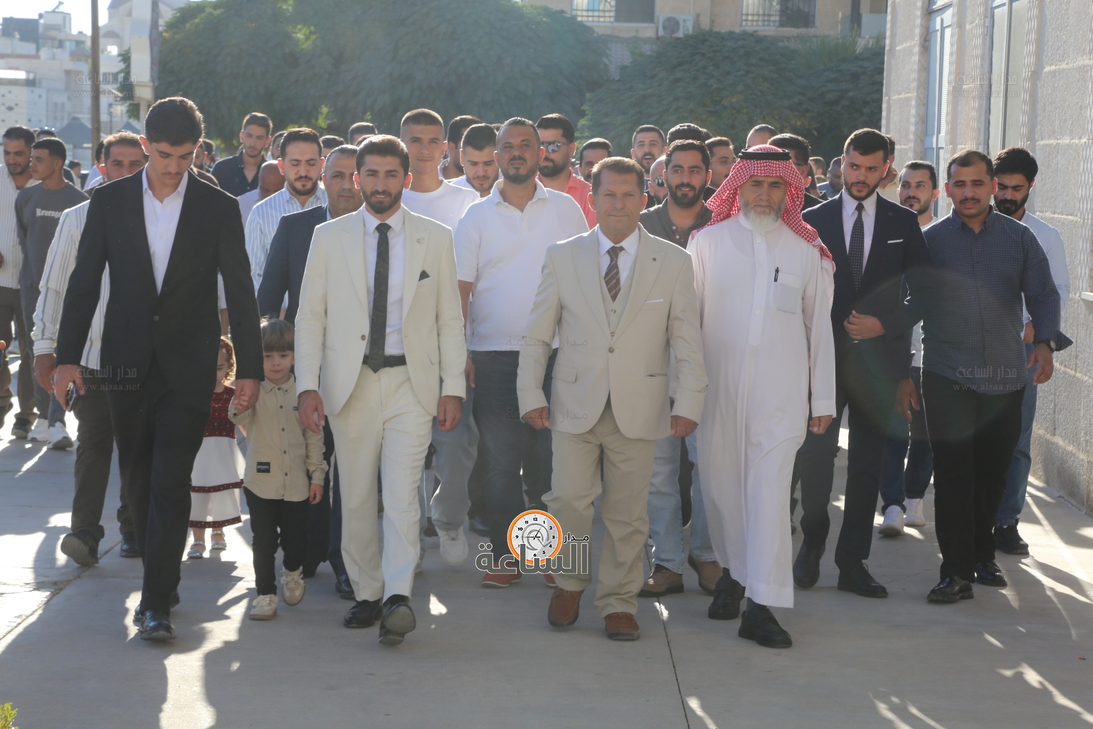 Madar Al-Saa Images 0.2500310852124564