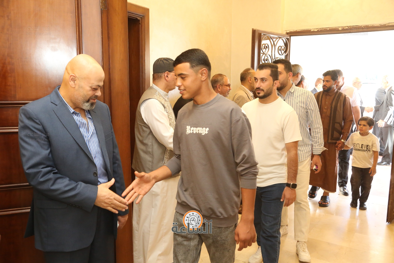 Madar Al-Saa Images 0.7584196270128064