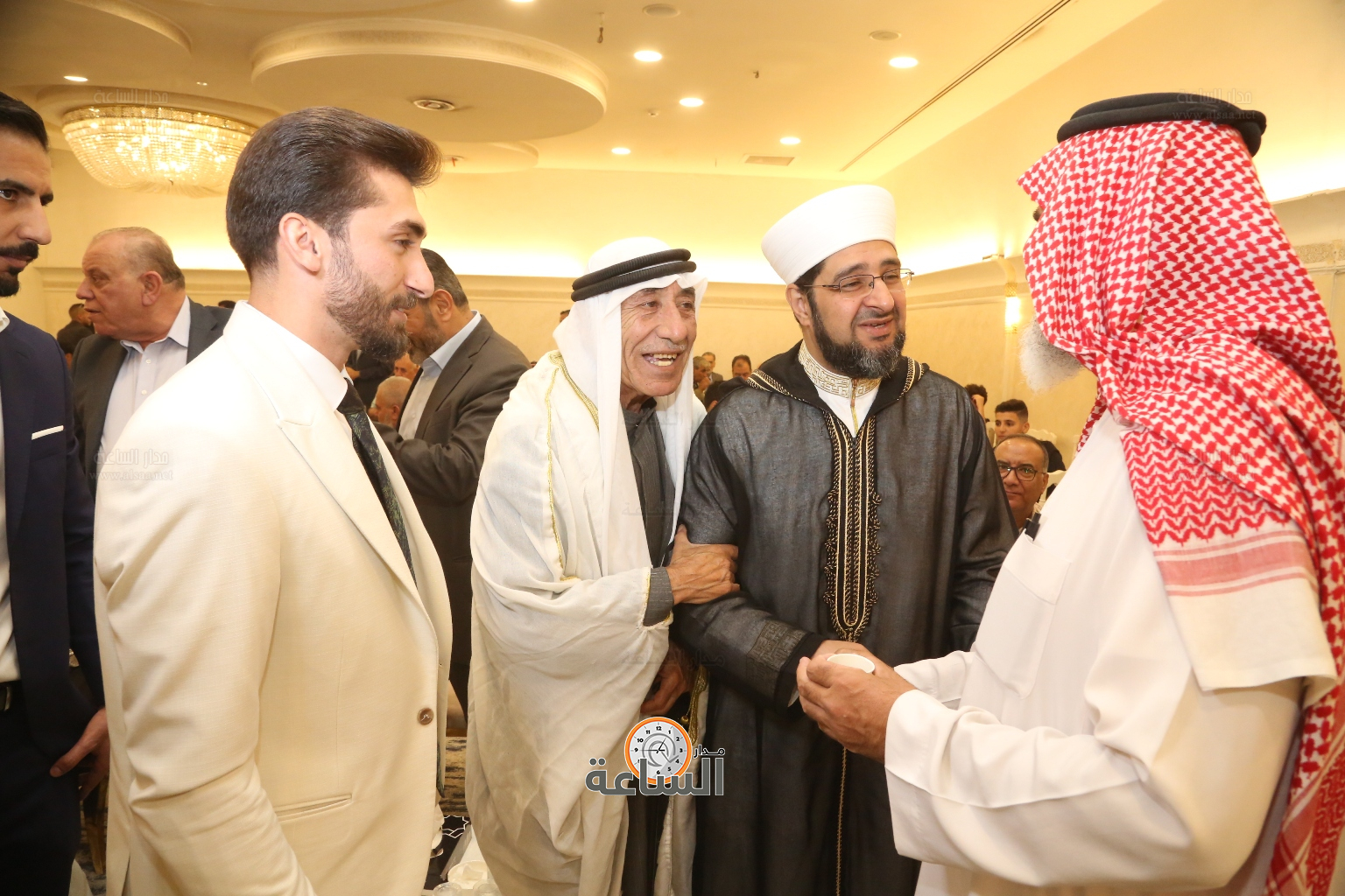 Madar Al-Saa Images 0.8494483054718711