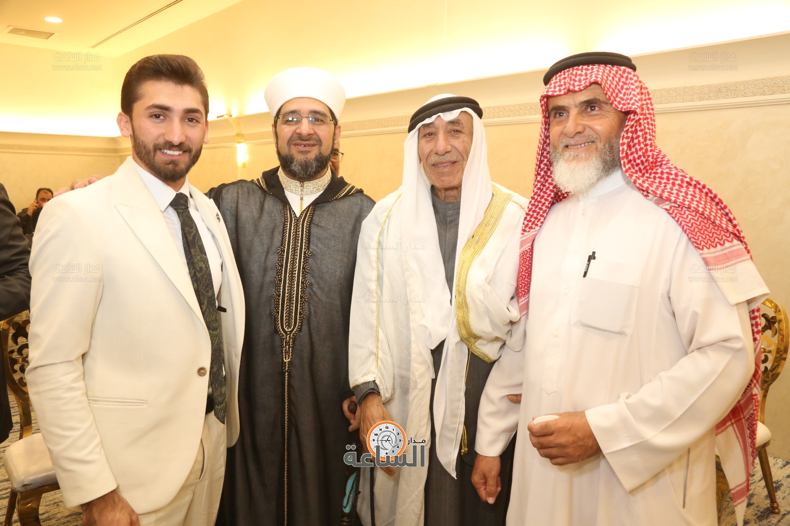 Madar Al-Saa Images 0.8689542909689019