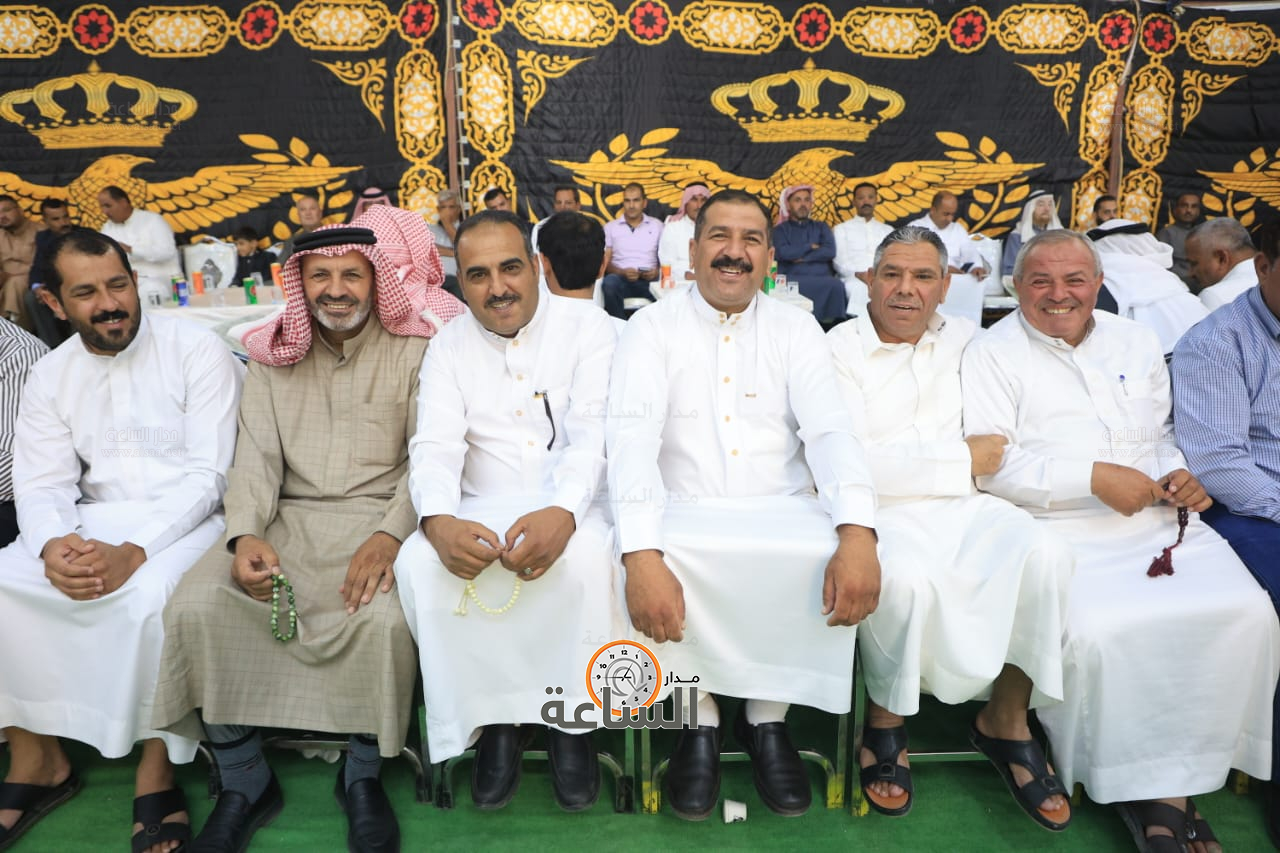 Madar Al-Saa Images 0.7390976665737915