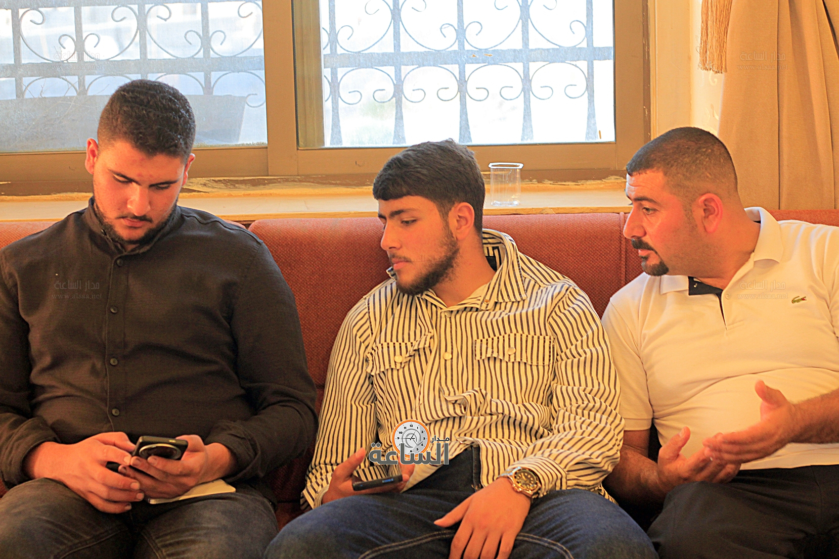 Madar Al-Saa Images 0.12034383436184437