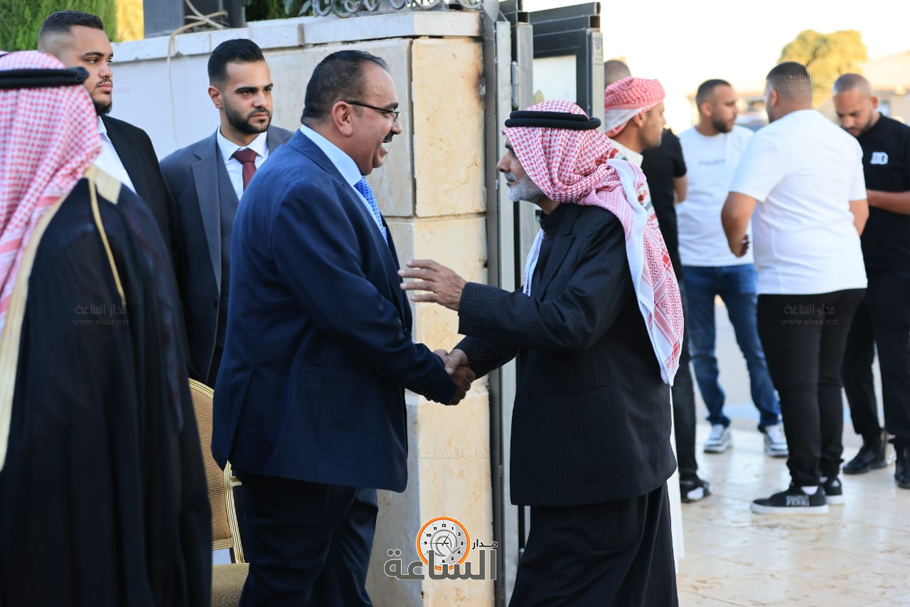 Madar Al-Saa Images 0.3362224074775667