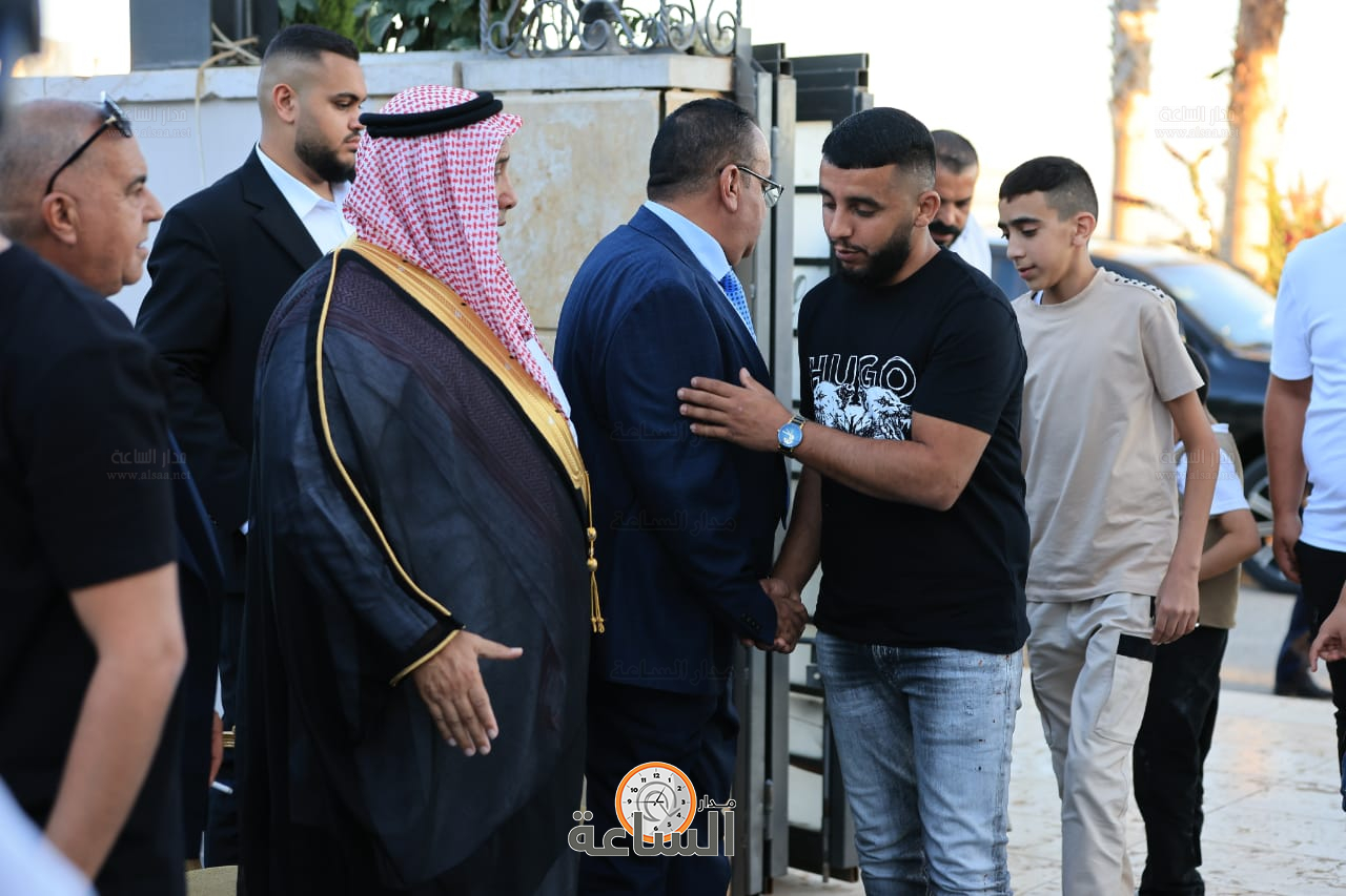 Madar Al-Saa Images 0.4666057323493219