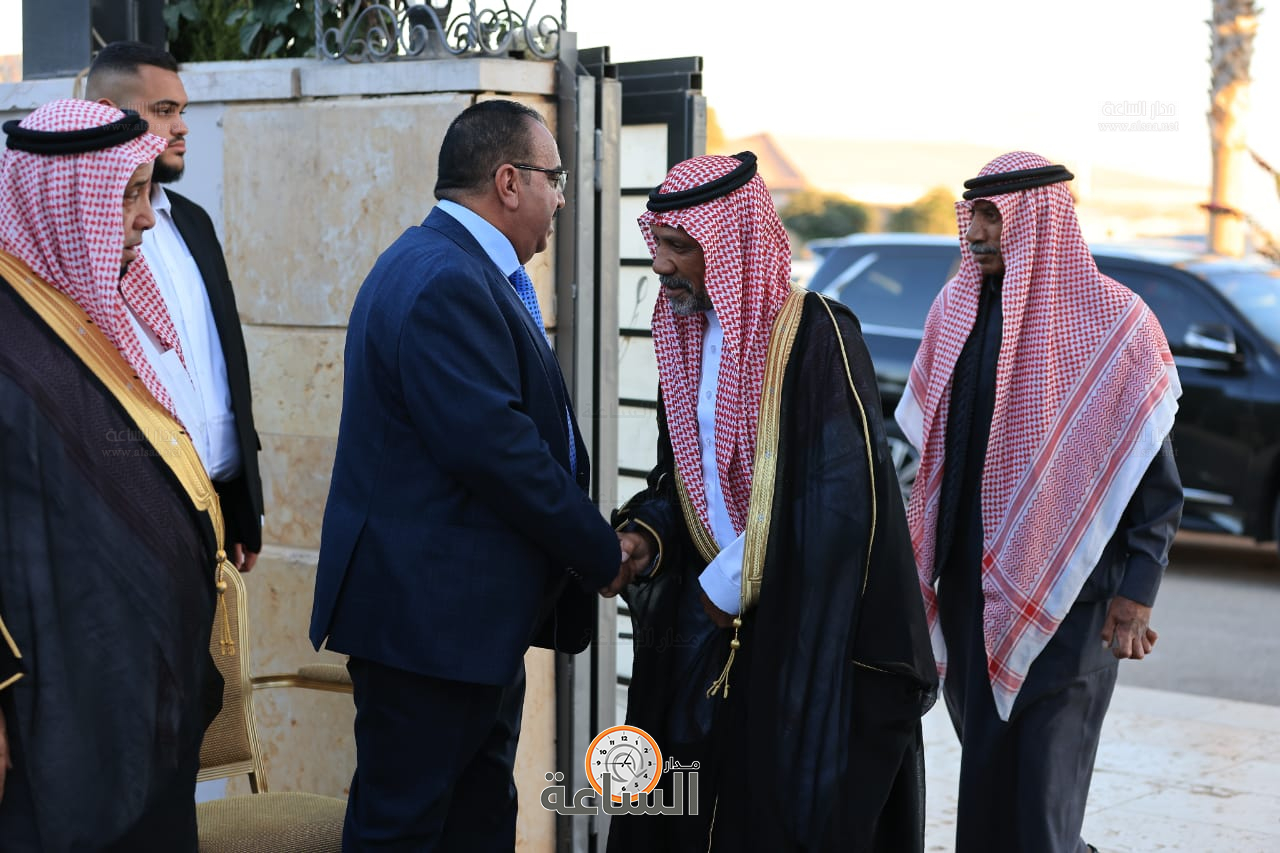 Madar Al-Saa Images 0.14551466991000483