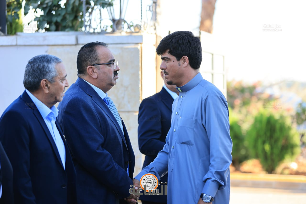 Madar Al-Saa Images 0.9756158445805119