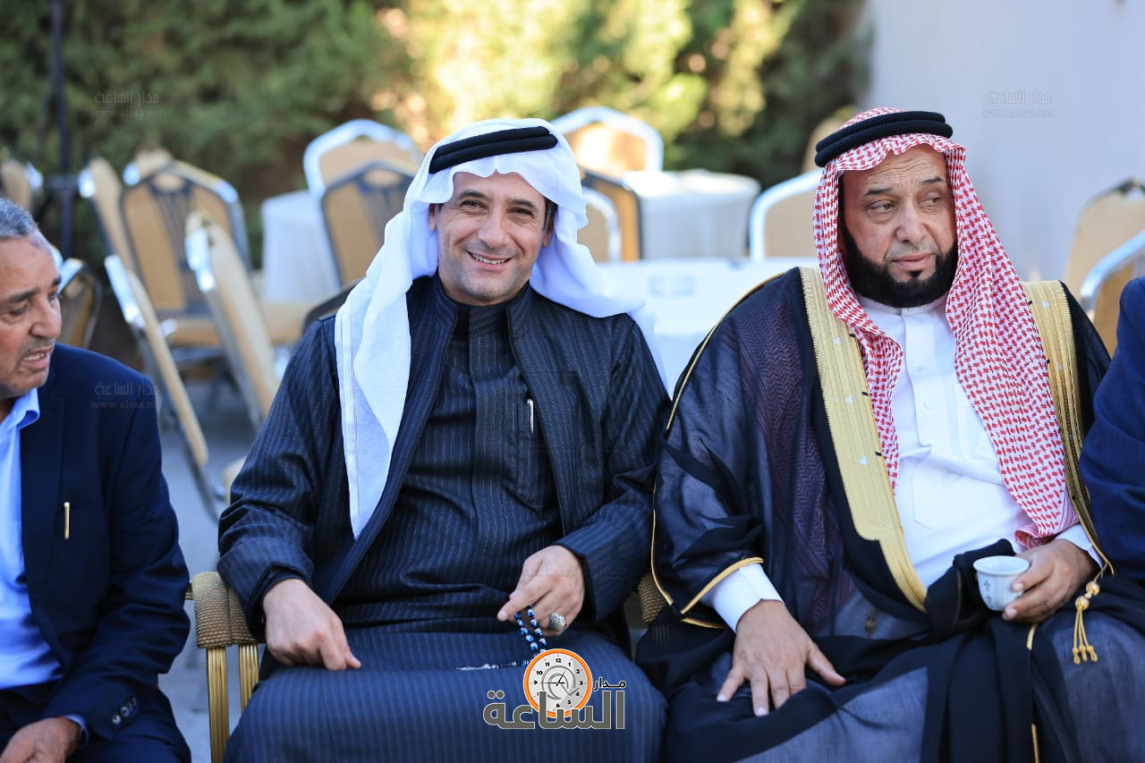 Madar Al-Saa Images 0.9980272522498369