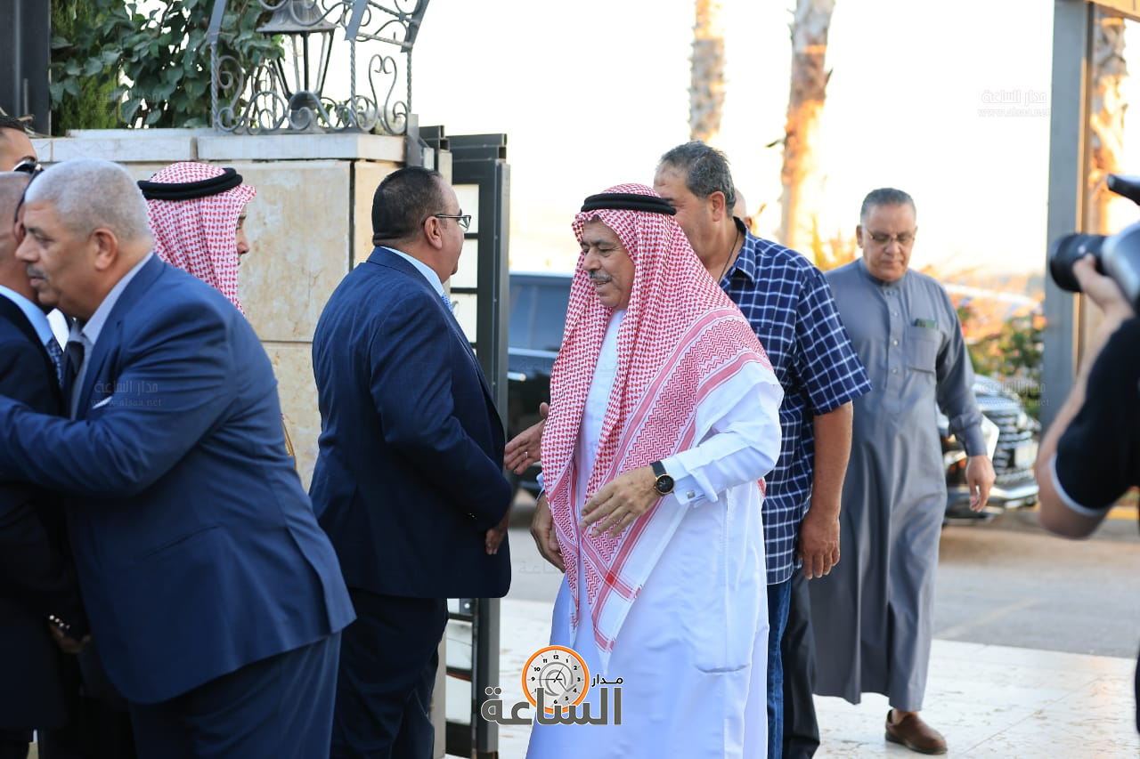 Madar Al-Saa Images 0.10973723443579564