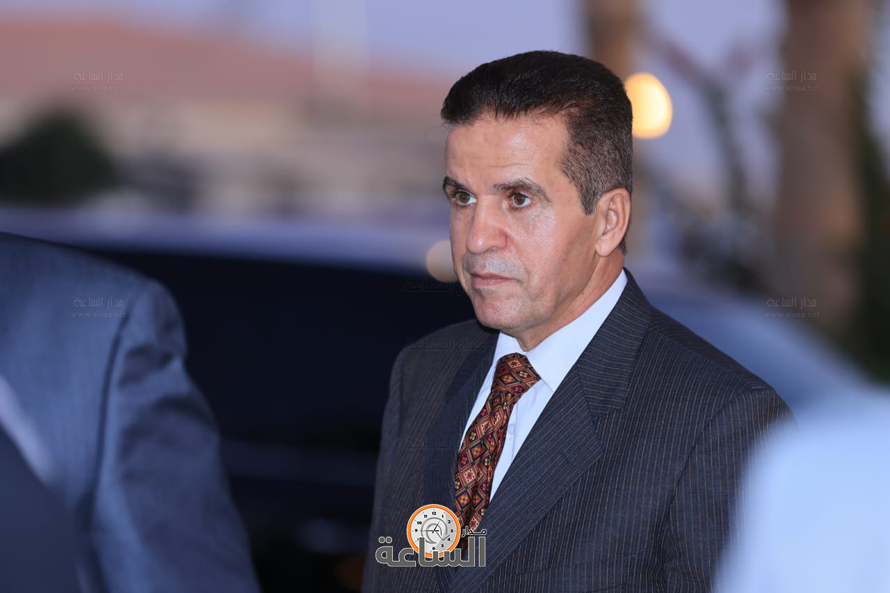 Madar Al-Saa Images 0.34424995077940757