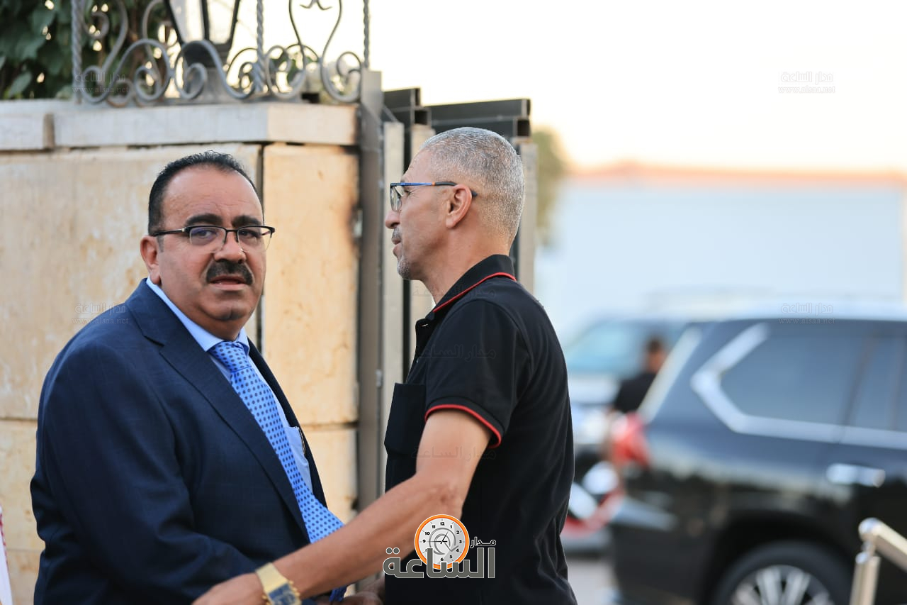 Madar Al-Saa Images 0.7169345435667784