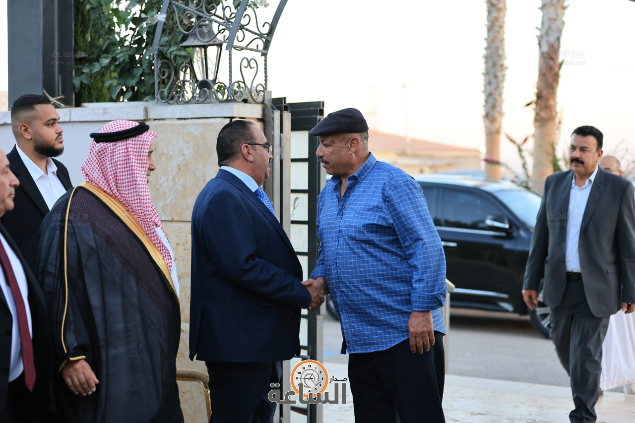 Madar Al-Saa Images 0.8110943149984268