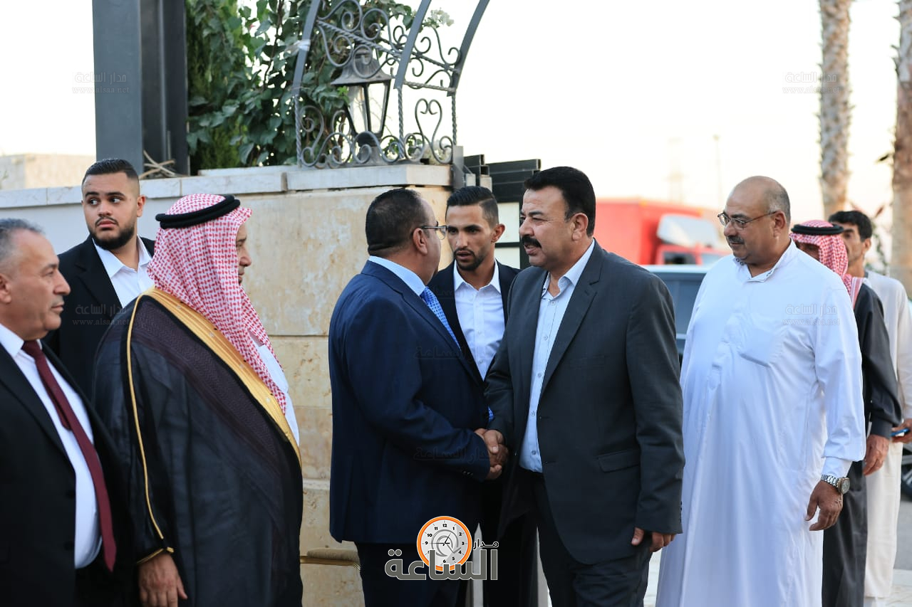 Madar Al-Saa Images 0.6210474041237178