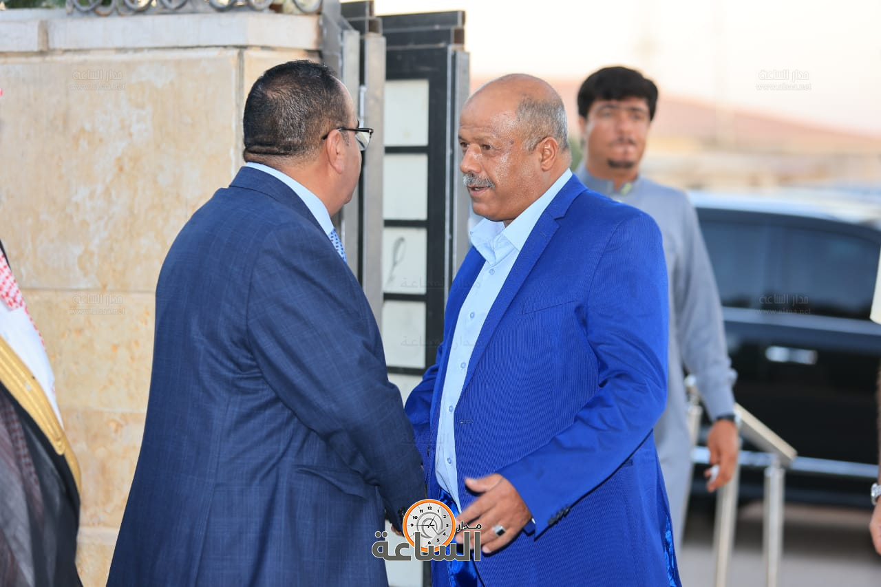 Madar Al-Saa Images 0.4136947662587278