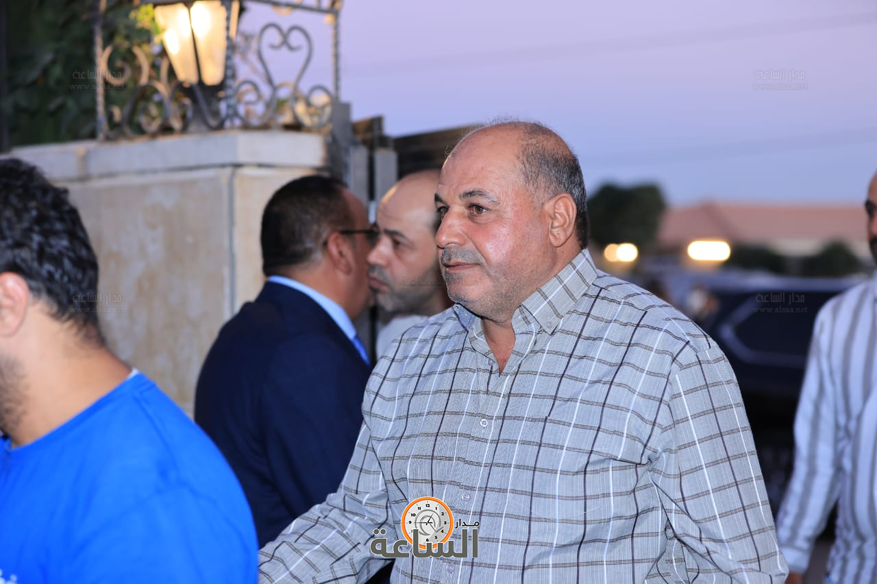 Madar Al-Saa Images 0.5005149145370509