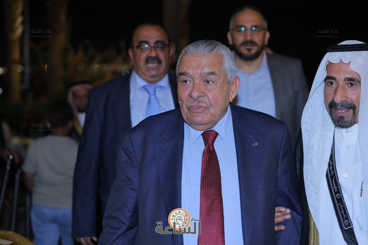 Madar Al-Saa Images 0.38623402401066487